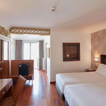 Sercotel Hotel President ฟิกวยเรส ภายนอก รูปภาพ