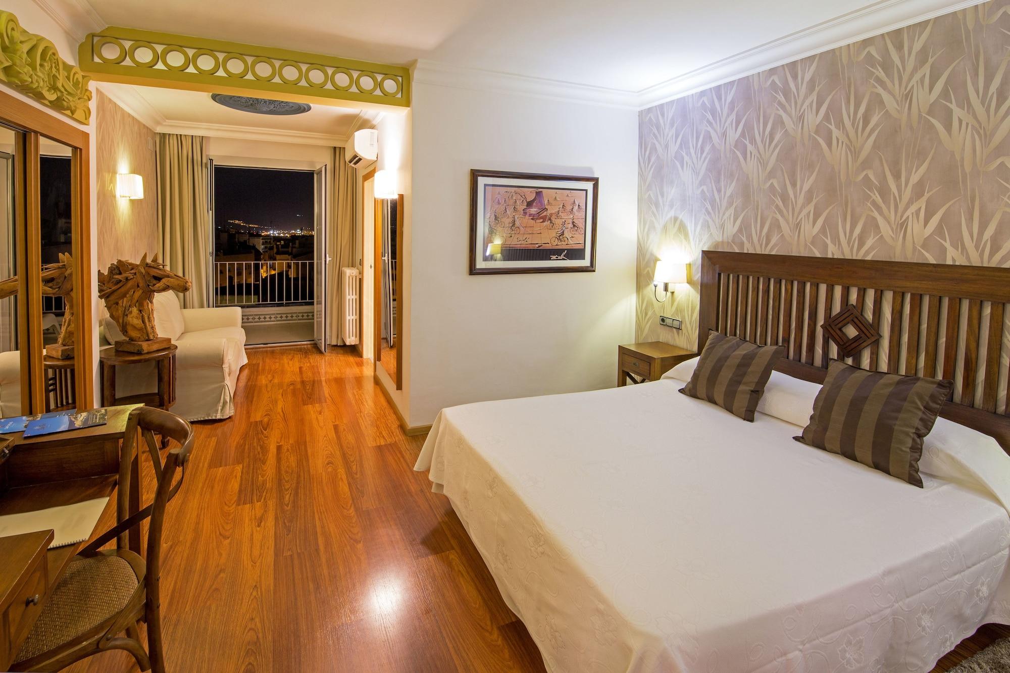 Sercotel Hotel President ฟิกวยเรส ภายนอก รูปภาพ