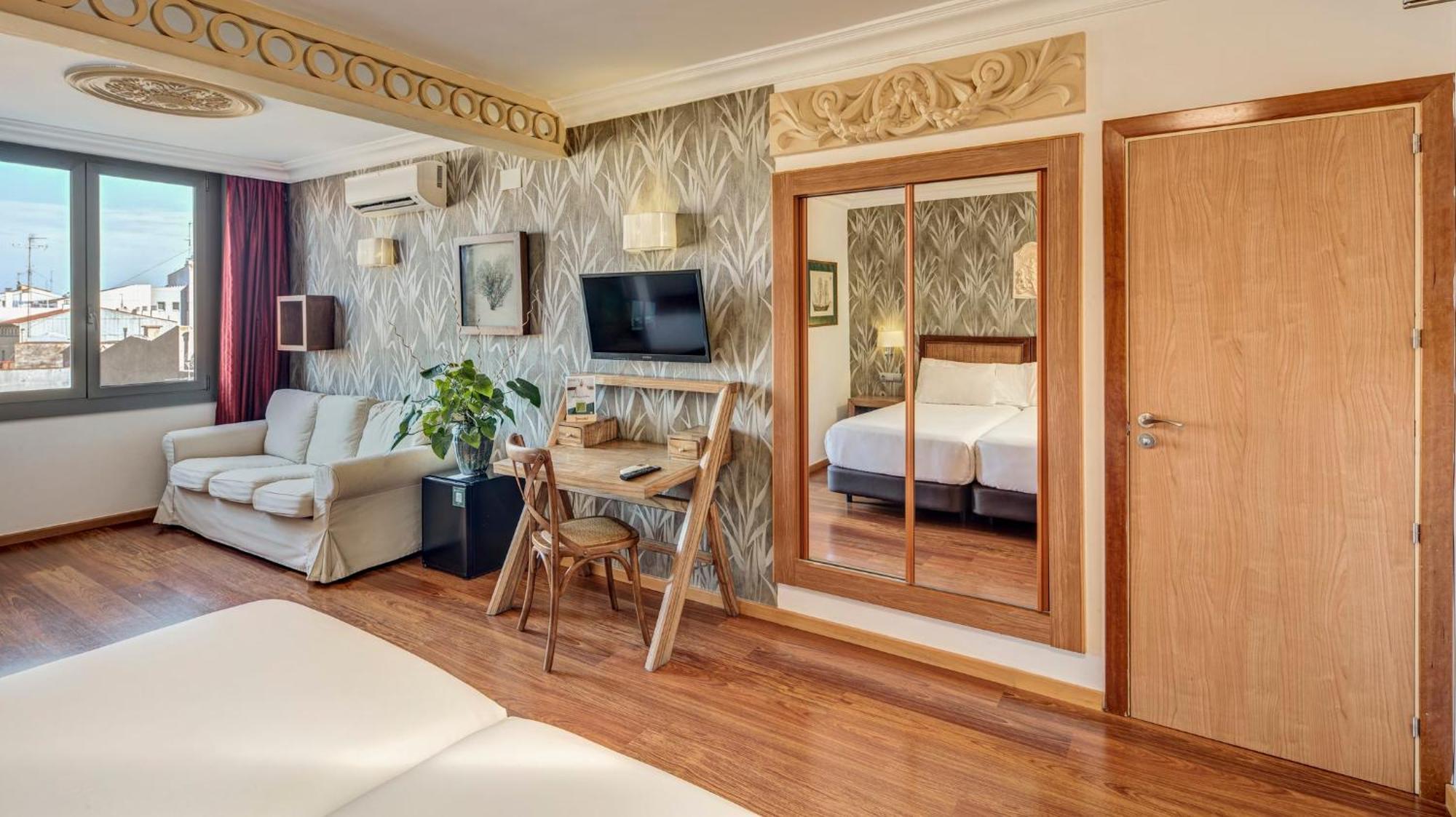 Sercotel Hotel President ฟิกวยเรส ภายนอก รูปภาพ