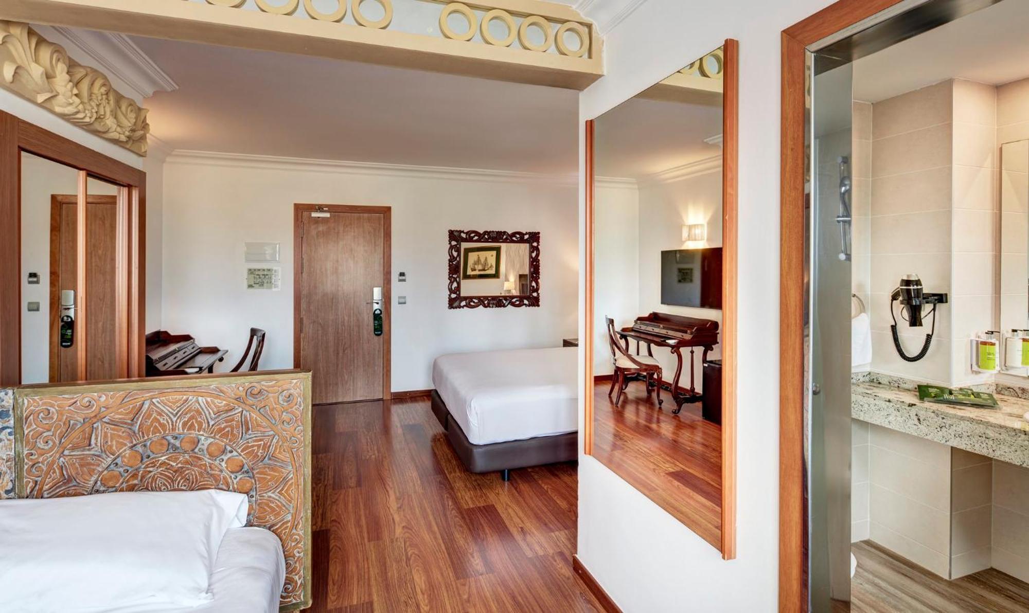 Sercotel Hotel President ฟิกวยเรส ภายนอก รูปภาพ
