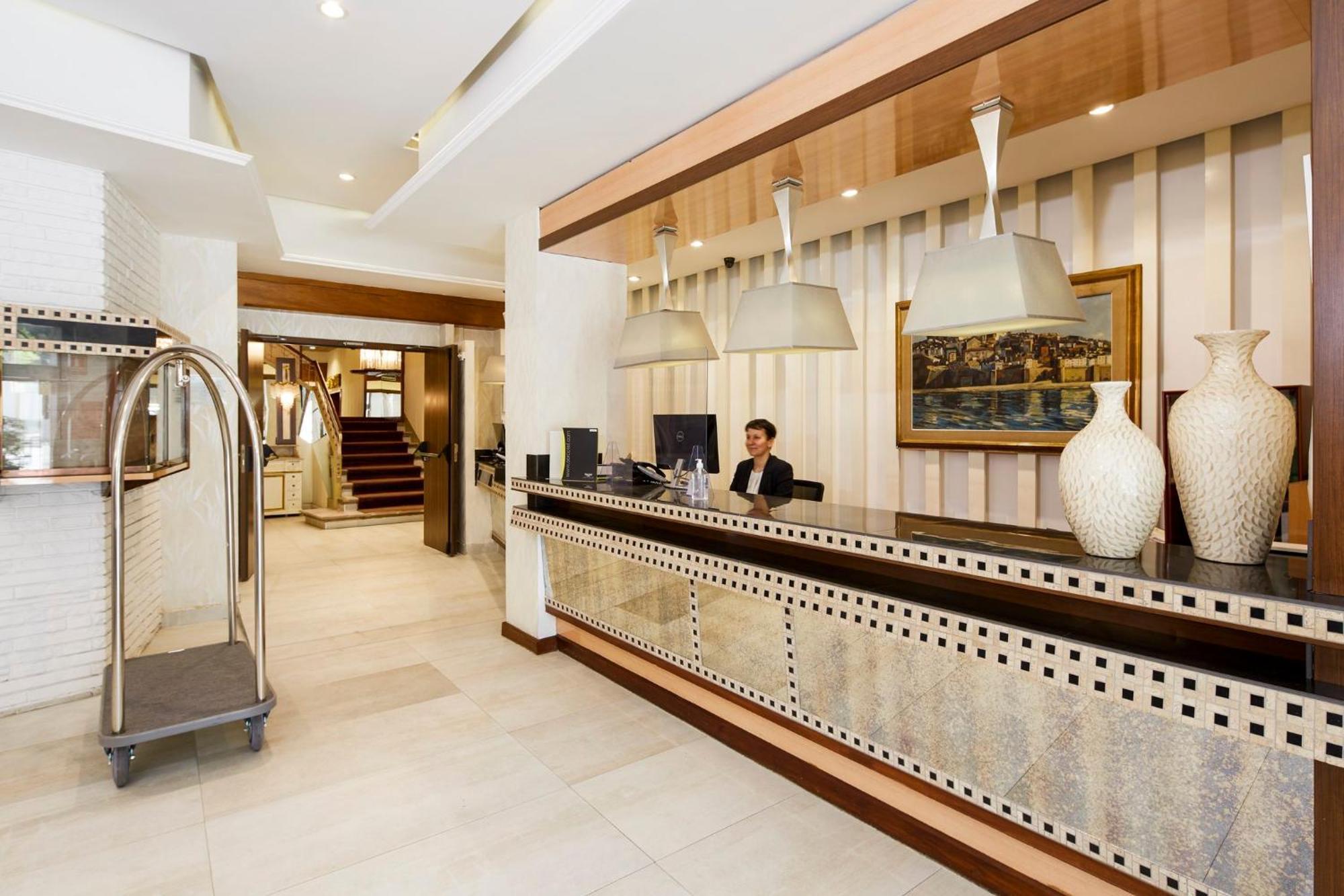 Sercotel Hotel President ฟิกวยเรส ภายนอก รูปภาพ