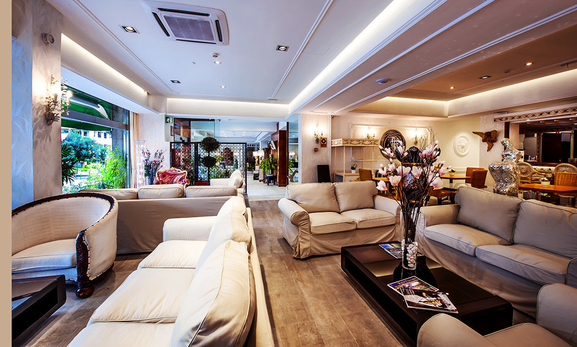 Sercotel Hotel President ฟิกวยเรส ภายนอก รูปภาพ