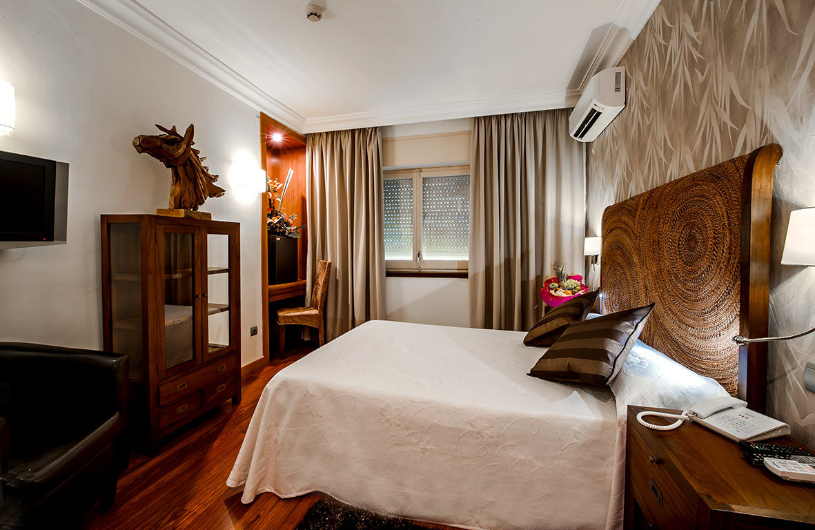 Sercotel Hotel President ฟิกวยเรส ภายนอก รูปภาพ